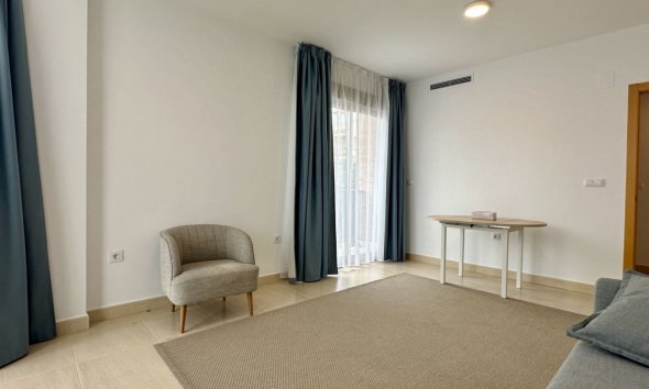 Reventa - Apartamento - San Miguel de Salinas