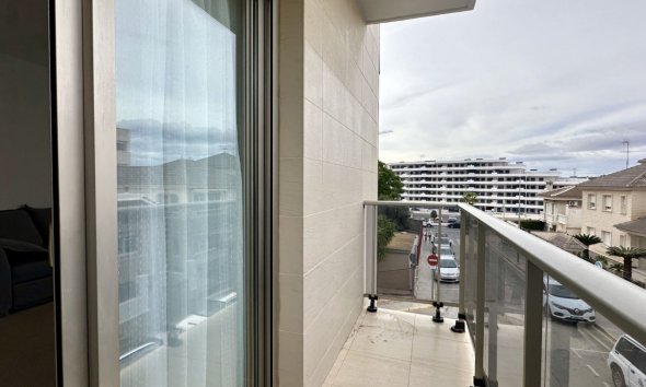 Reventa - Apartamento - San Miguel de Salinas