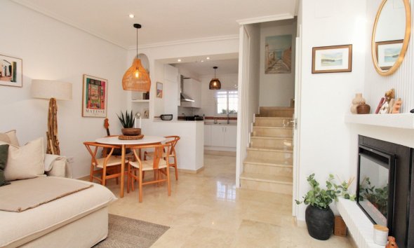 Resale - Terraced house / Townhouse - Orihuela Costa - Villamartín