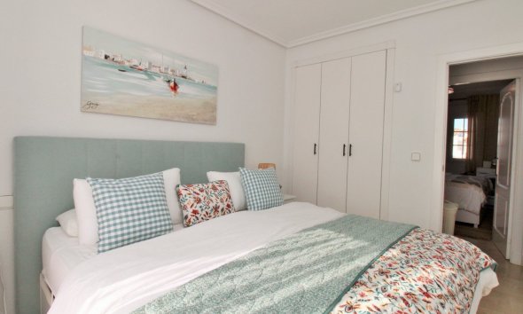 Resale - Terraced house / Townhouse - Orihuela Costa - Villamartín