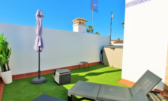 Resale - Terraced house / Townhouse - Orihuela Costa - Villamartín