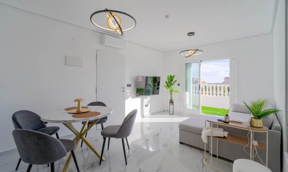 Resale - Apartment - Orihuela Costa - Playa Flamenca