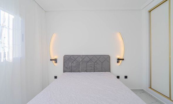 Resale - Apartment - Orihuela Costa - Playa Flamenca