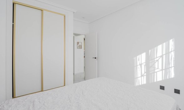 Resale - Apartment - Orihuela Costa - Playa Flamenca