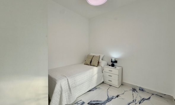 Resale - Terraced house / Townhouse - Torrevieja - El chaparral