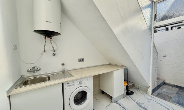 Resale - Terraced house / Townhouse - Torrevieja - El chaparral