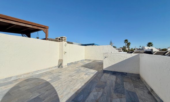 Resale - Terraced house / Townhouse - Torrevieja - El chaparral