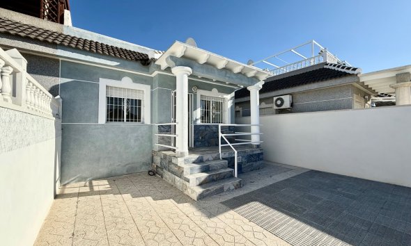Resale - Terraced house / Townhouse - Torrevieja - El chaparral