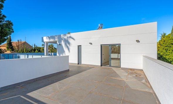 Resale - Villa - Orihuela Costa - Campoamor
