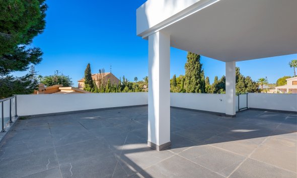 Resale - Villa - Orihuela Costa - Campoamor
