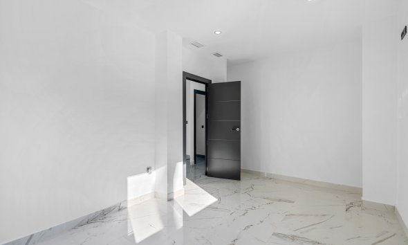 Resale - Villa - Orihuela Costa - Campoamor