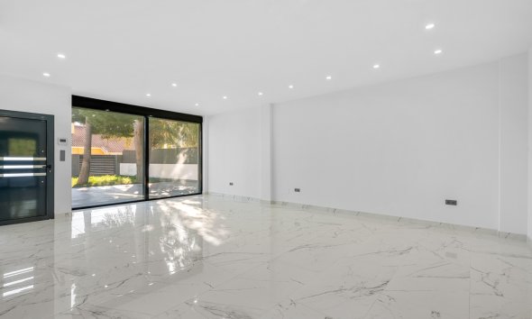 Resale - Villa - Orihuela Costa - Campoamor