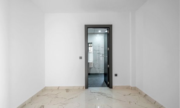 Resale - Villa - Orihuela Costa - Campoamor