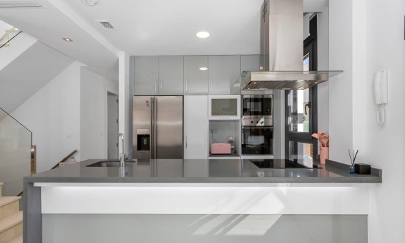 Resale - Villa - Torrevieja - Sector 25