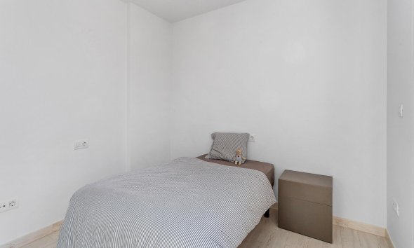 Resale - Villa - Torrevieja - Sector 25