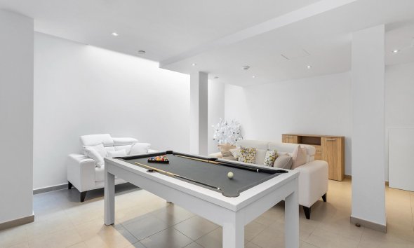 Resale - Villa - Torrevieja - Sector 25