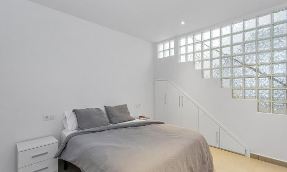 Resale - Villa - Torrevieja - Sector 25