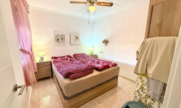 Resale - Bungalow - Torrevieja - La Siesta - El Salado - Torreta