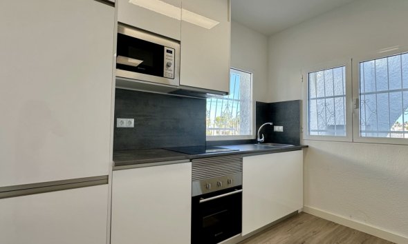 Resale - Bungalow - Orihuela Costa - Las Filipinas