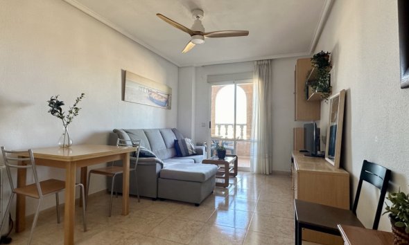 Resale - Apartment - Torrevieja - El Molino