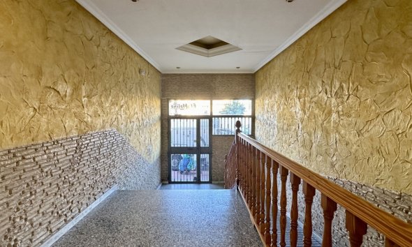 Resale - Apartment - Torrevieja - El Molino