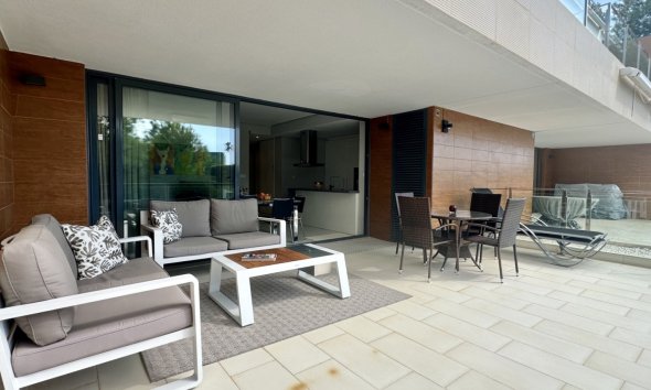 Resale - Apartment - Orihuela Costa - Villamartín