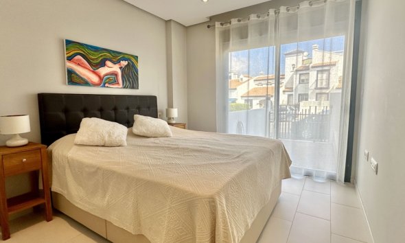 Resale - Apartment - Orihuela Costa - Villamartín