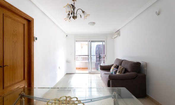 Resale - Apartment - Torrevieja - Parque de las Naciones