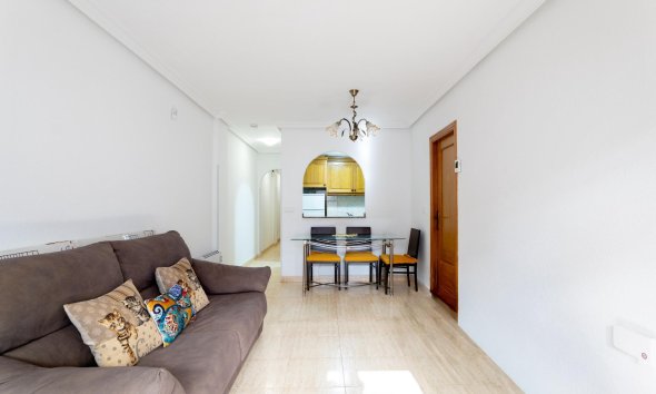 Resale - Apartment - Torrevieja - Parque de las Naciones