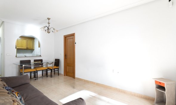 Resale - Apartment - Torrevieja - Parque de las Naciones