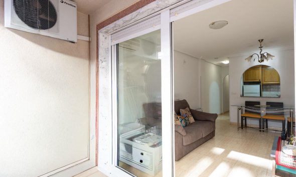Resale - Apartment - Torrevieja - Parque de las Naciones