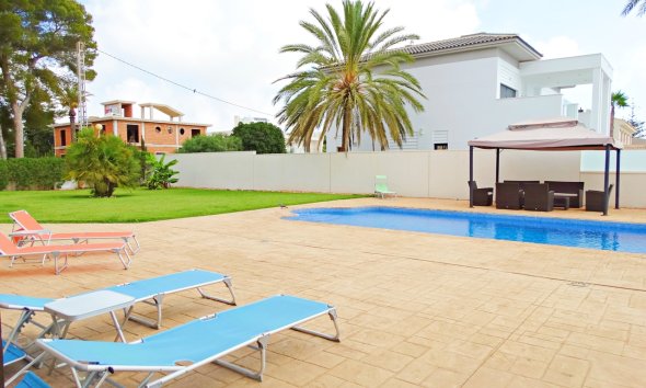 Reventa - Villa - Orihuela Costa - Cabo Roig