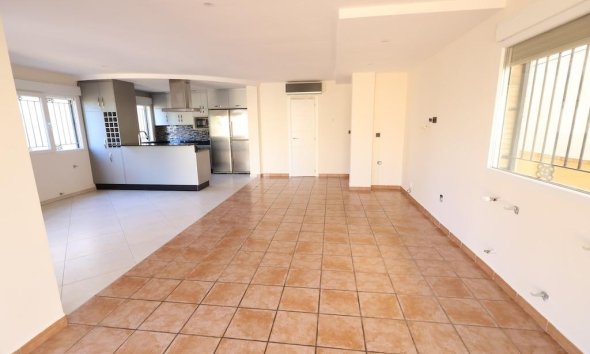 Resale - Villa - Orihuela Costa - Villamartín-Las Filipinas