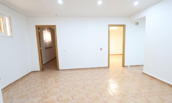 Resale - Villa - Orihuela Costa - Villamartín-Las Filipinas