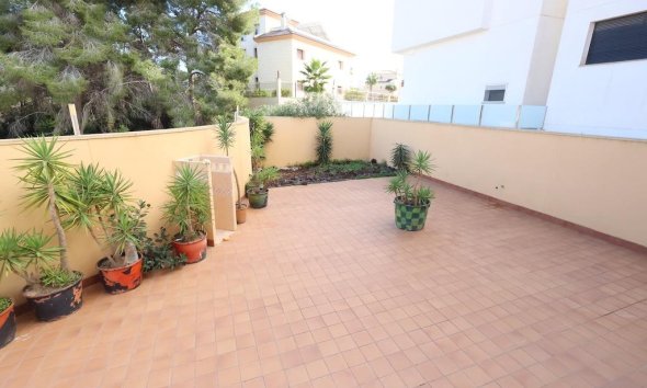 Resale - Villa - Orihuela Costa - Villamartín-Las Filipinas