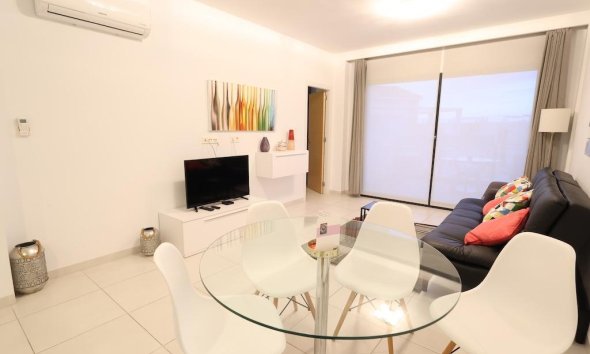 Resale - Apartment - Orihuela Costa - La Zenia