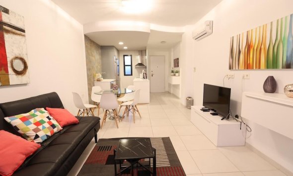 Resale - Apartment - Orihuela Costa - La Zenia