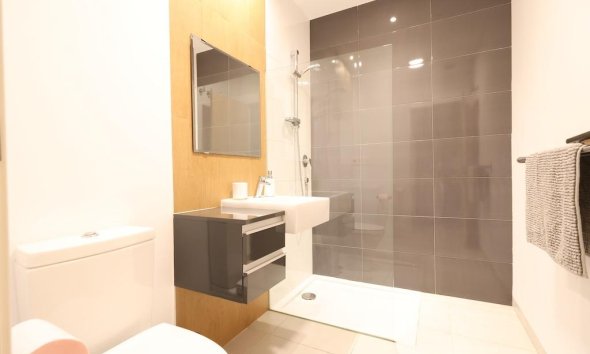 Resale - Apartment - Orihuela Costa - La Zenia