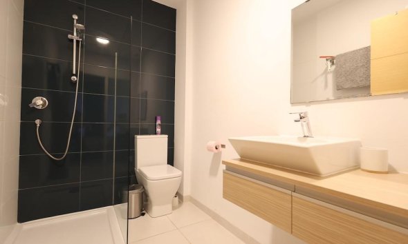 Resale - Apartment - Orihuela Costa - La Zenia