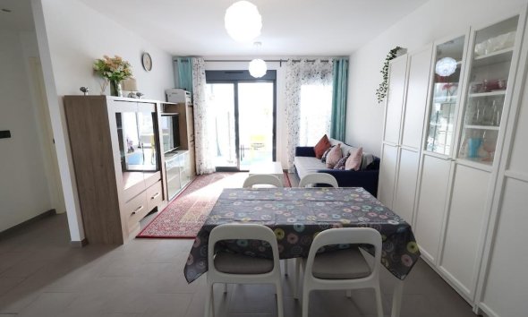 Resale - Bungalow - Orihuela Costa - La Zenia