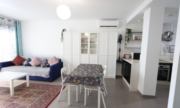 Resale - Bungalow - Orihuela Costa - La Zenia