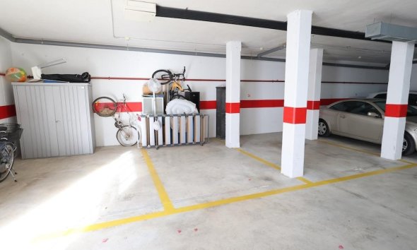 Resale - Bungalow - Orihuela Costa - La Zenia