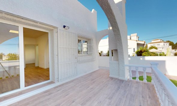 Resale - Bungalow - Orihuela Costa - Villamartin