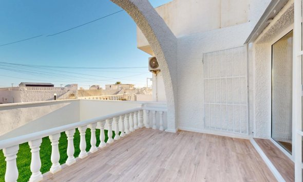 Resale - Bungalow - Orihuela Costa - Villamartin