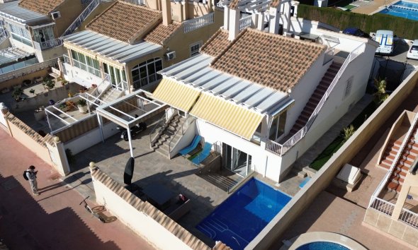 Resale - Villa - Orihuela Costa - Los Altos
