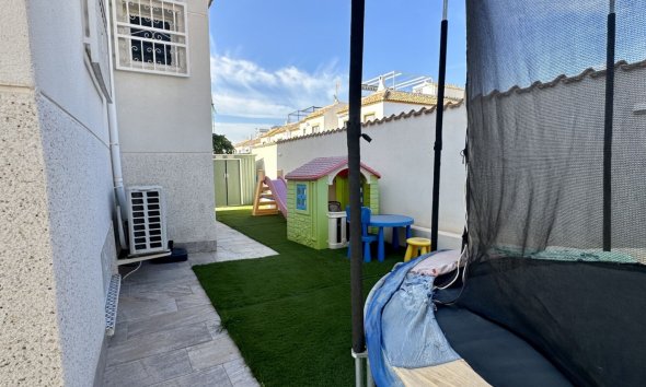 Resale - Villa - Orihuela Costa - Los Altos