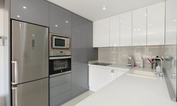 Resale - Apartment - Orihuela Costa - Mil Palmeras