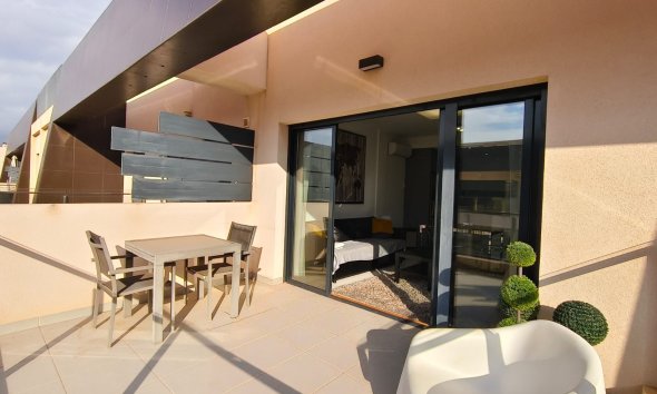 Resale - Apartment - Orihuela Costa - Mil Palmeras