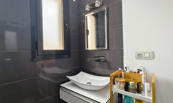 Resale - Apartment - Orihuela Costa - Mil Palmeras