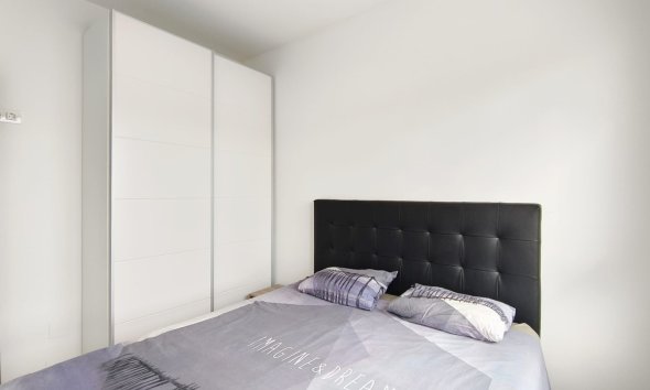 Resale - Apartment - Orihuela Costa - Mil Palmeras